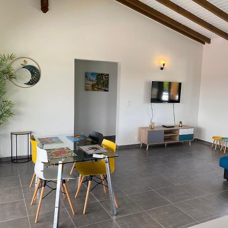 Magnifique villa avec piscine proche de la plage Sainte-Anne  Extérieur photo