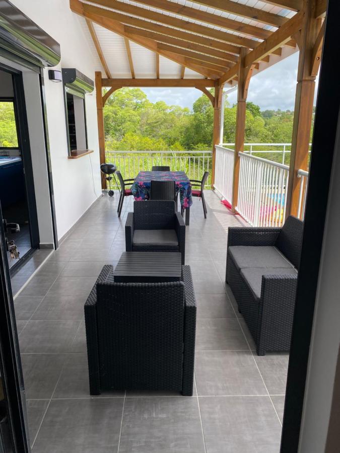 Magnifique villa avec piscine proche de la plage Sainte-Anne  Extérieur photo